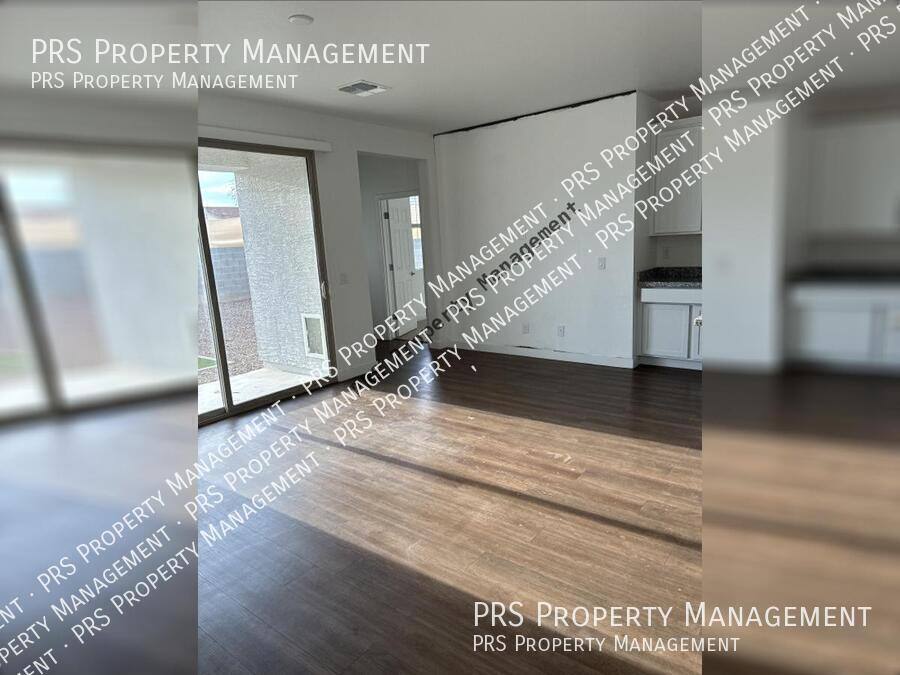 House for rent at 5630 S Daisy Patch Place, Phoenix, AZ 85040