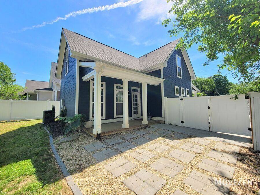 House for rent at 1512 Norris Ave, Charlotte, NC 28206