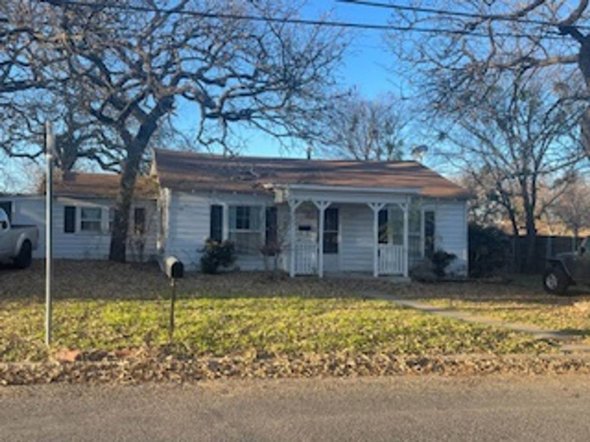 House for rent at 1435 McNeil, Stephenville, TX 76401
