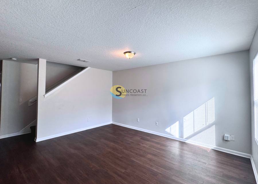 7625 Leafy Forest Way, Jacksonville, FL 32277