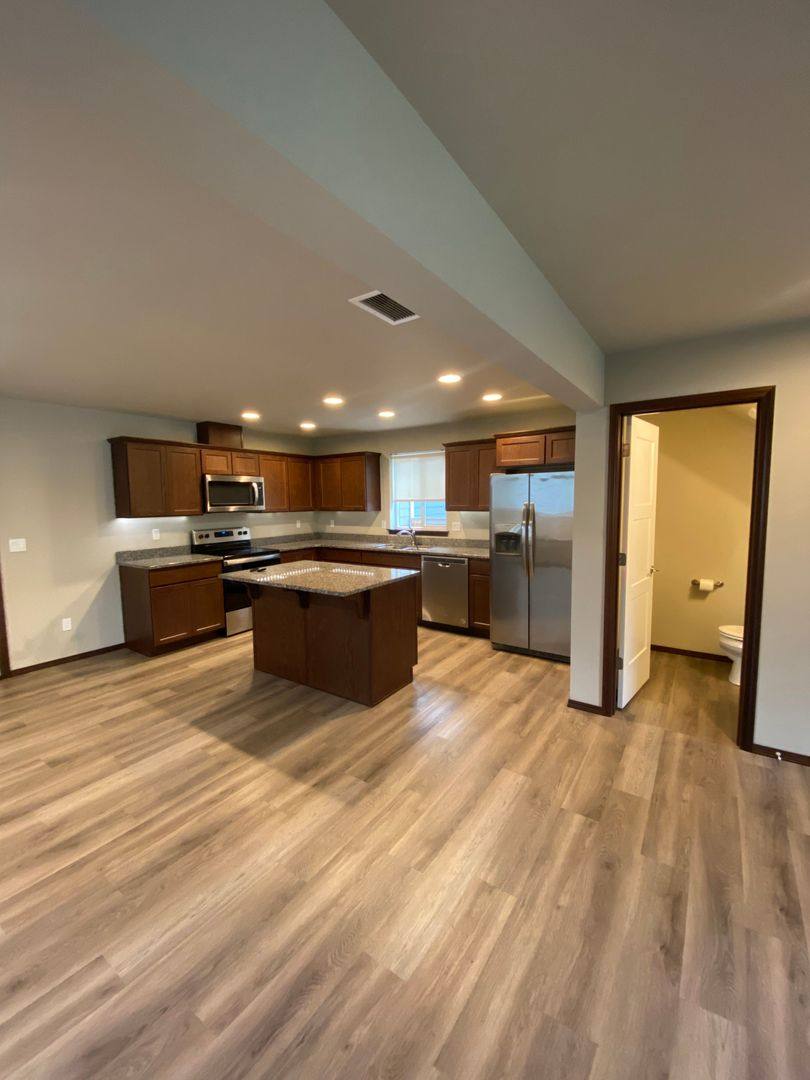 Townhouse for rent at 430 S Kansas Loop, East Wenatchee, WA 98802