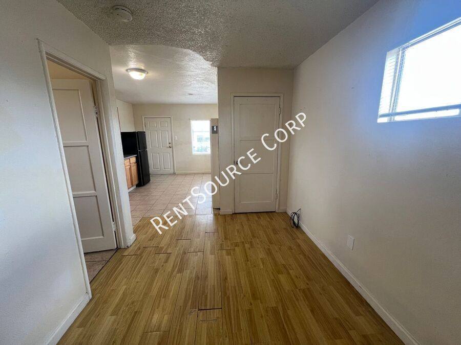 House for rent at 2542 W Main St #C, Barstow, CA 92311