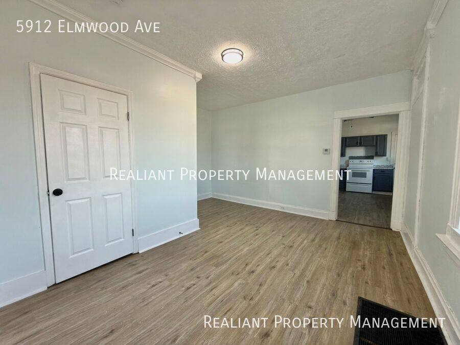 House for rent at 5912 Elmwood Ave, Cincinnati, OH 45216
