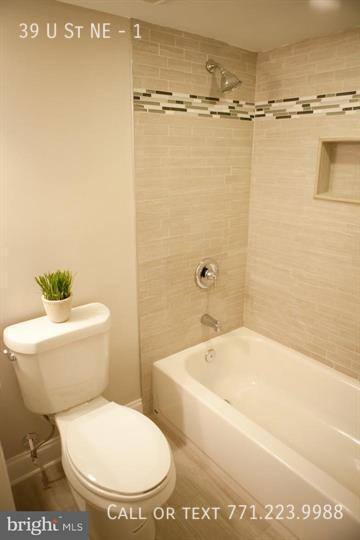 Townhouse for rent at 39 U St NE #1, Washington, DC 20002