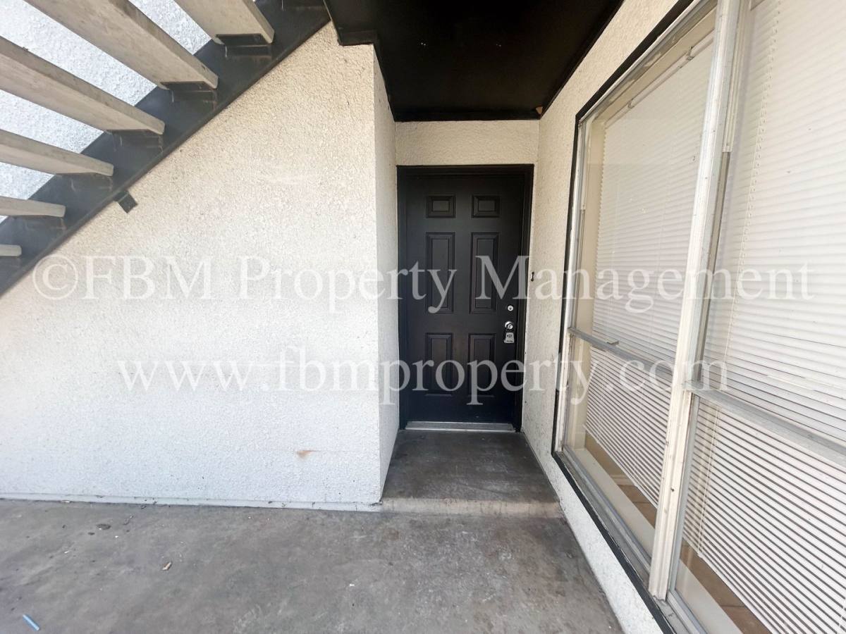 Apartment for rent at 1401 Old Bardwell Rd, Ennis, TX 75119