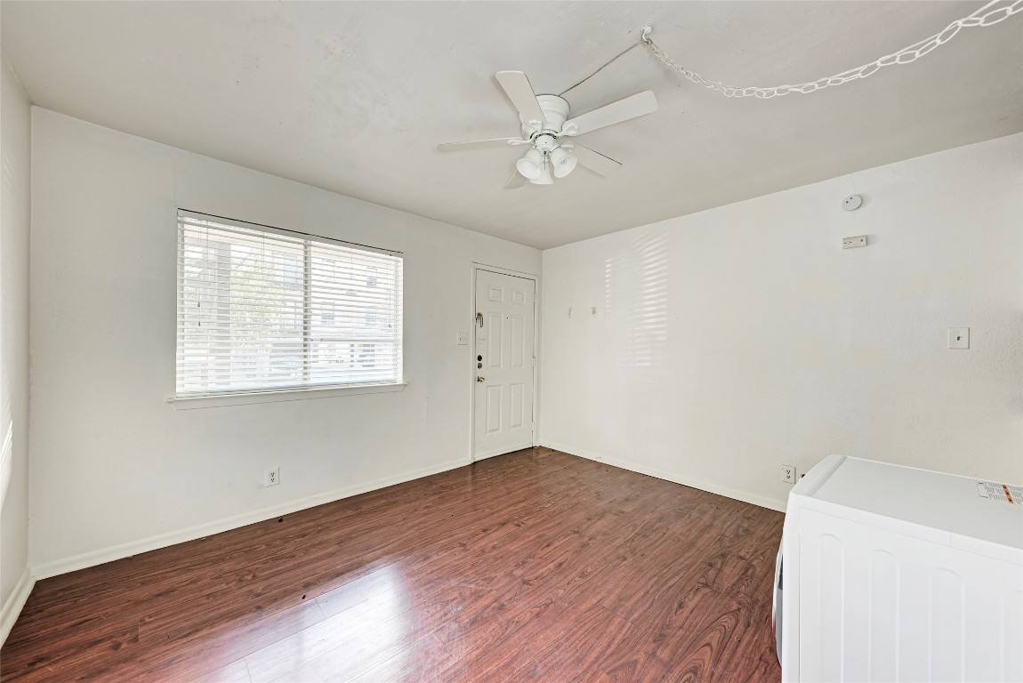 Apartment for rent at 1010 W 23rd St #5, Austin, TX 78705