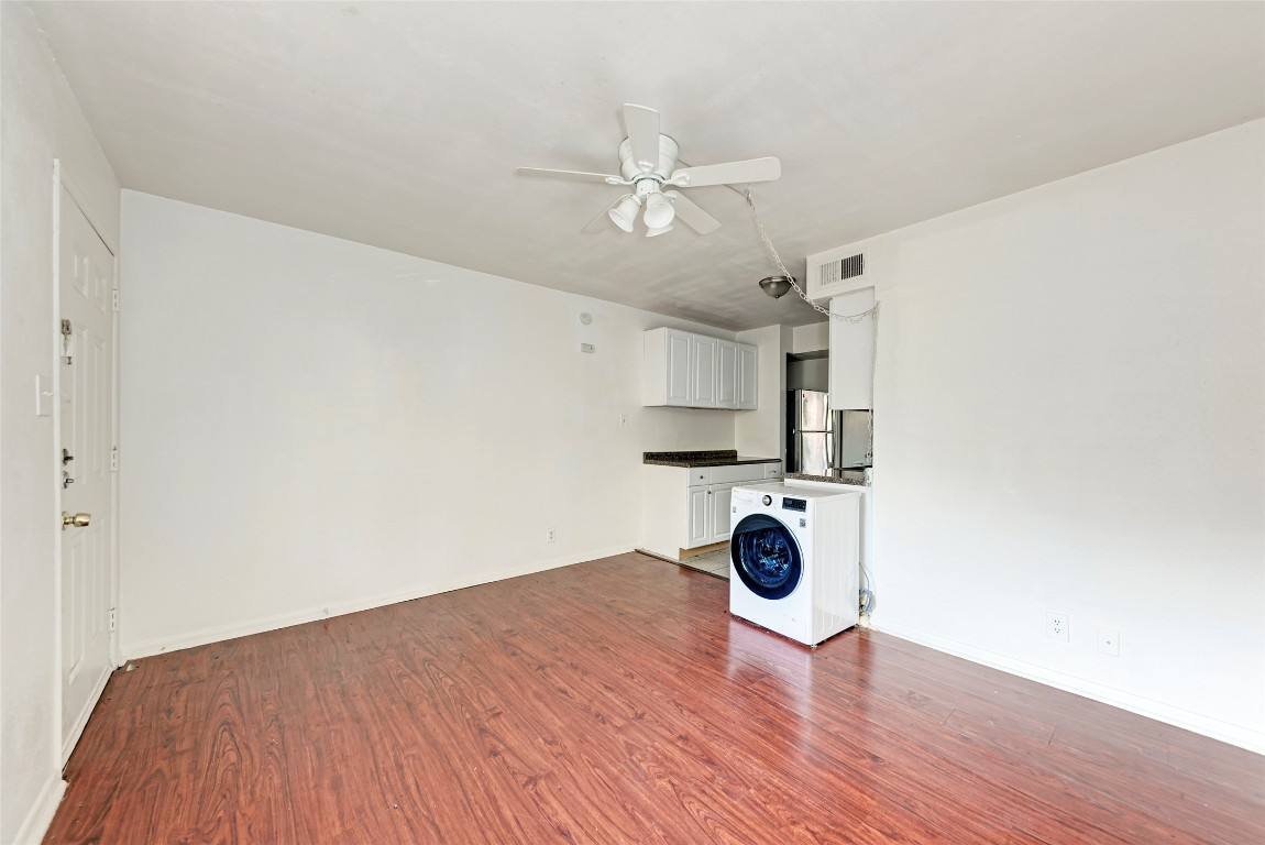 Apartment for rent at 1010 W 23rd St #5, Austin, TX 78705