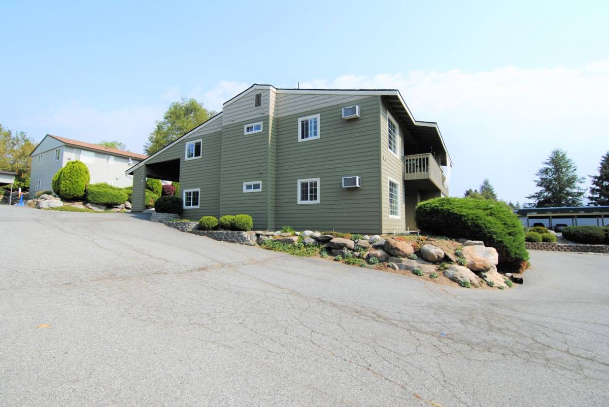 Apartment for rent at 939 N Baker Ave, East Wenatchee, WA 98802