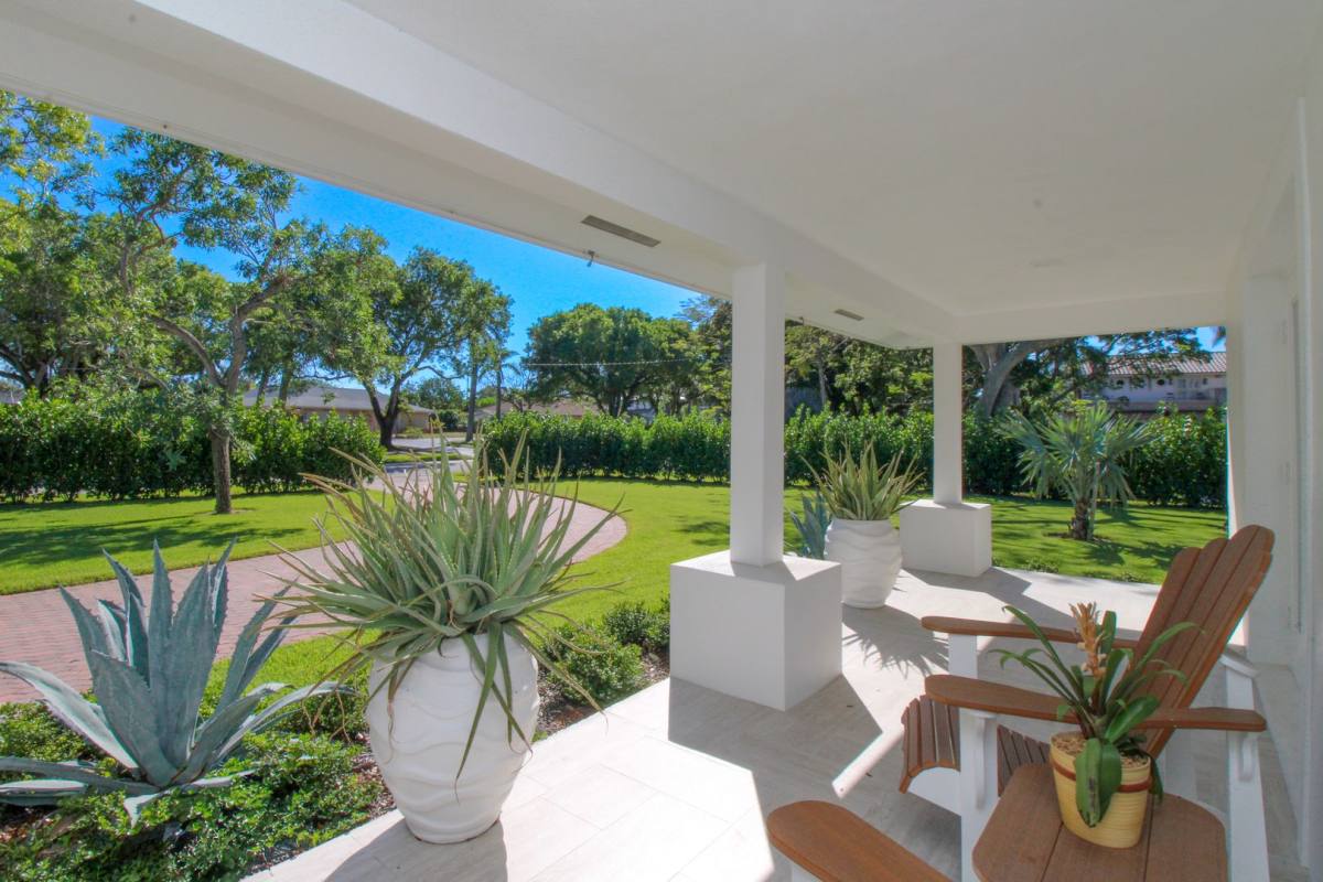 House for rent at 1555 Crayton Rd, Naples, FL 34102