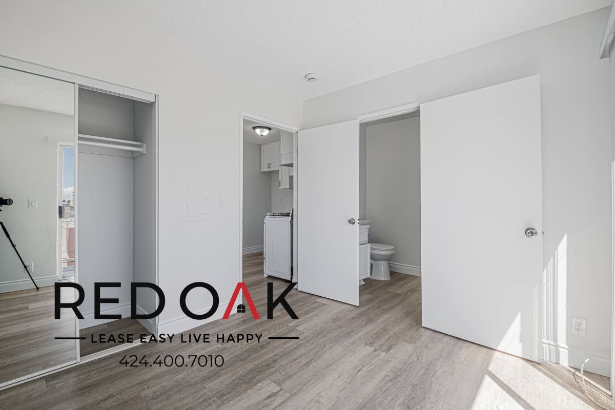 Condo for rent at 518 E 4th St #406, Long Beach, CA 90802