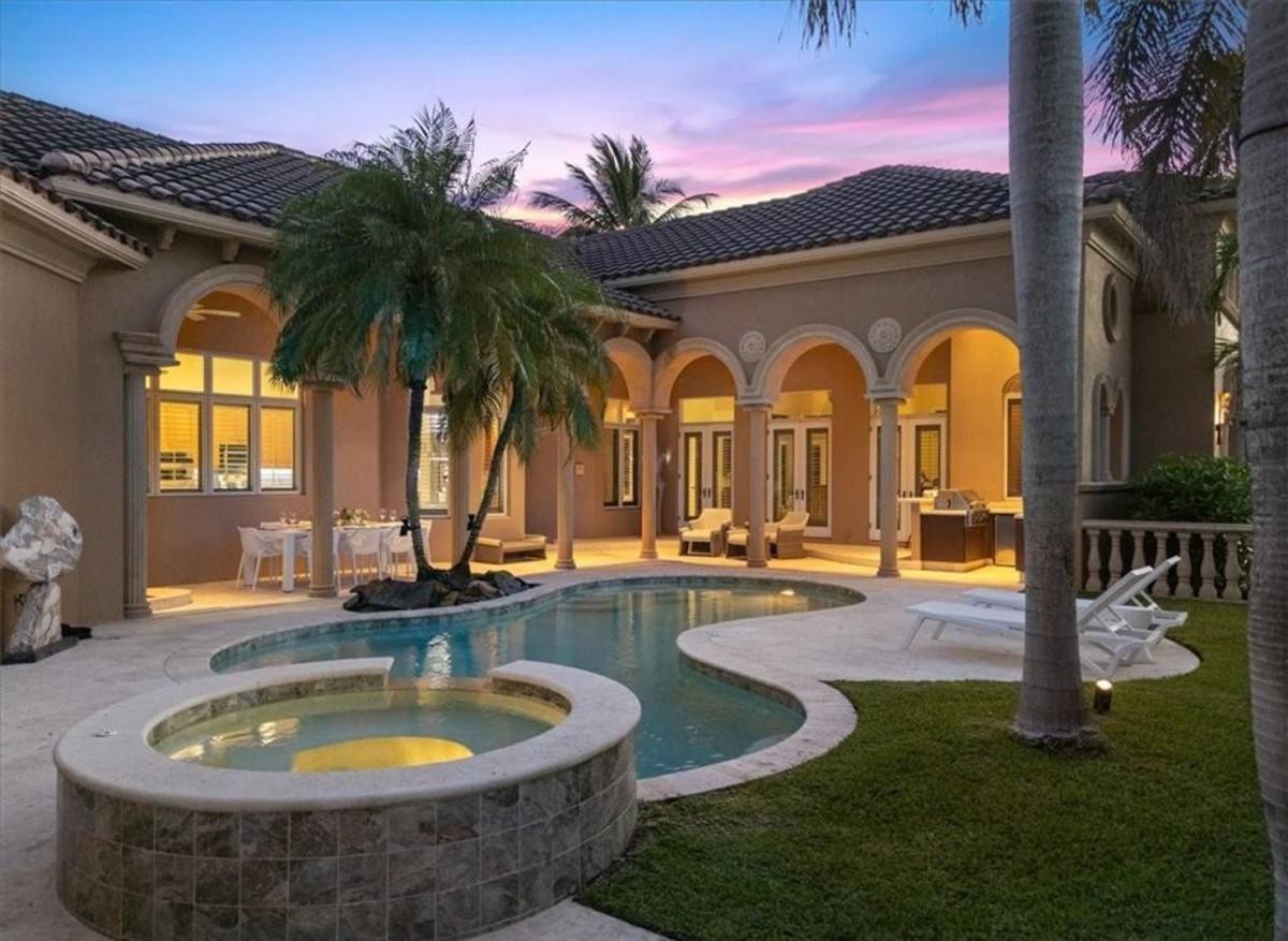 House for rent at 550 21st Ave St, Naples, FL 34102