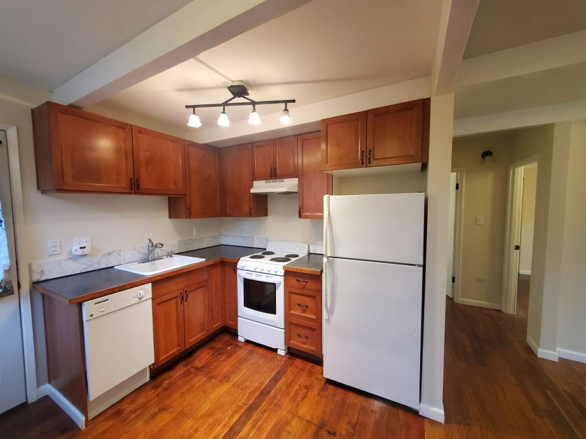 Apartment for rent at 6416 58th Ave NE, Seattle, WA 98115