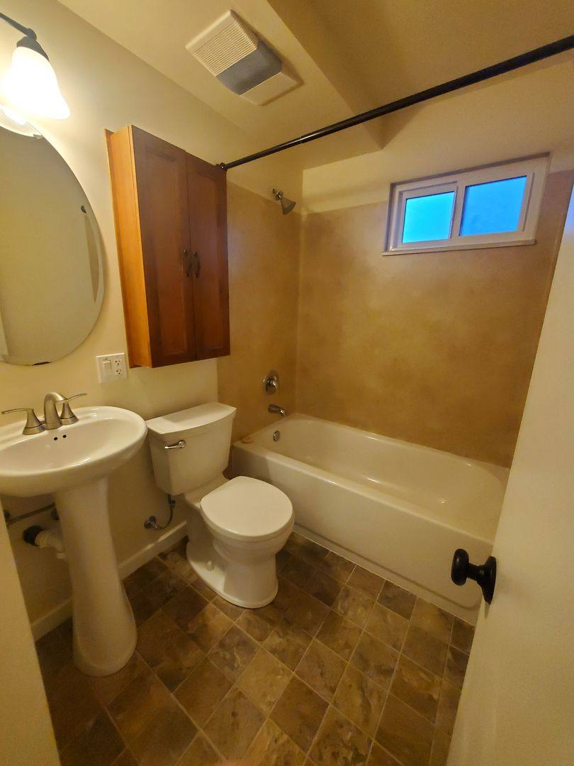 Apartment for rent at 6416 58th Ave NE, Seattle, WA 98115