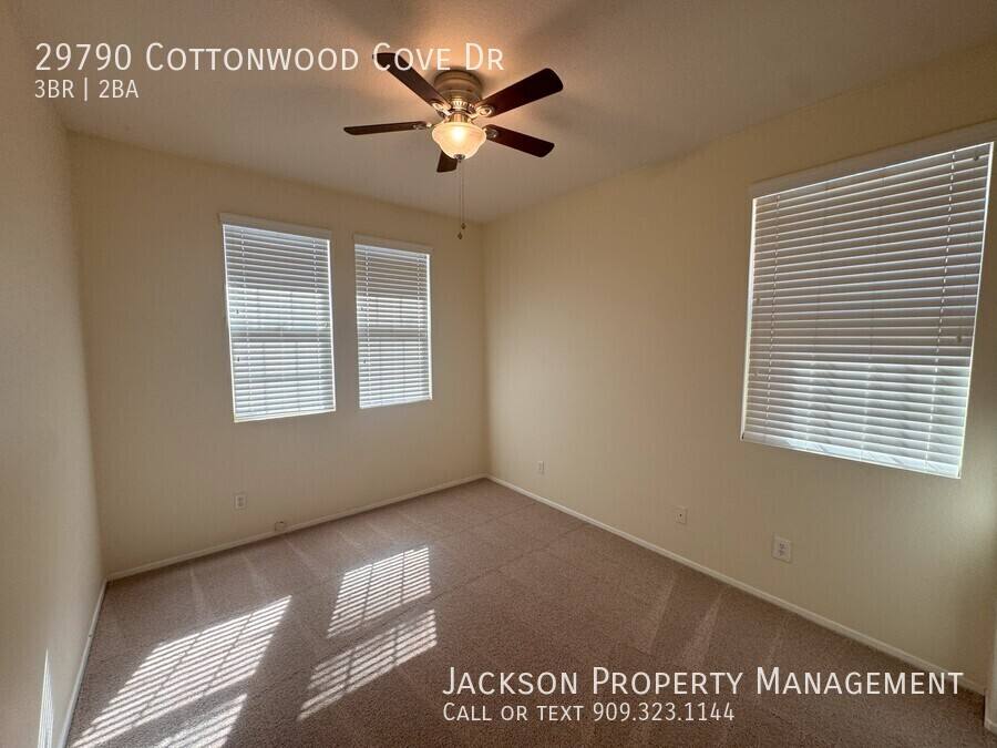 House for rent at 29790 Cottonwood Cove Dr, Menifee, CA 92584
