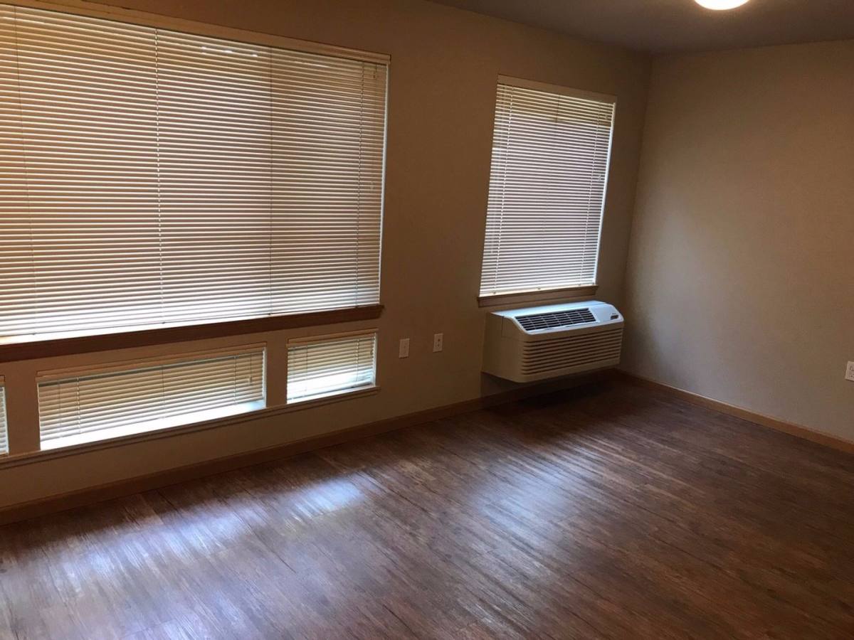 Apartment for rent at 2926 SW 4th Ave, Portland, OR 97201
