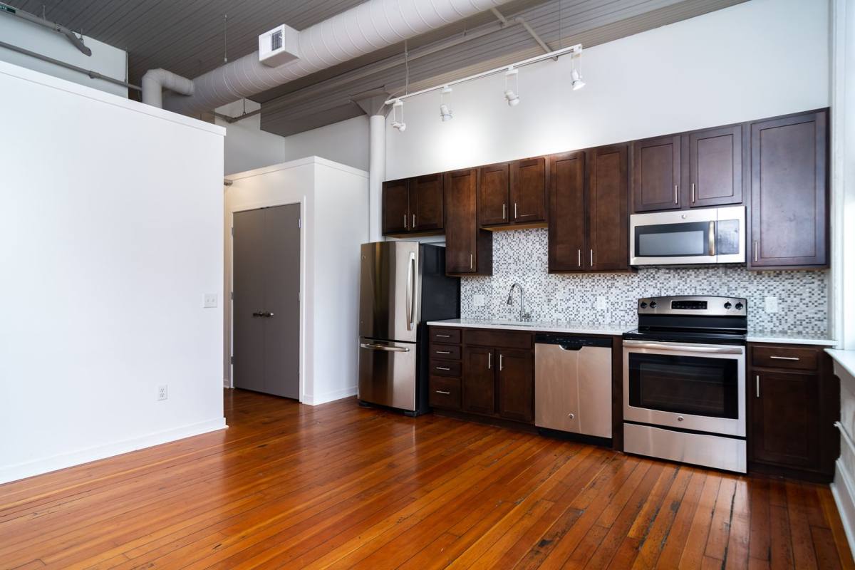 Apartment for rent at 1213 Harney St, Omaha, NE 68102