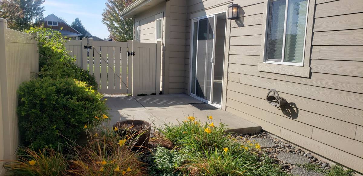 Townhouse for rent at 2130 N Country Vista Blvd, Liberty Lake, WA 99019