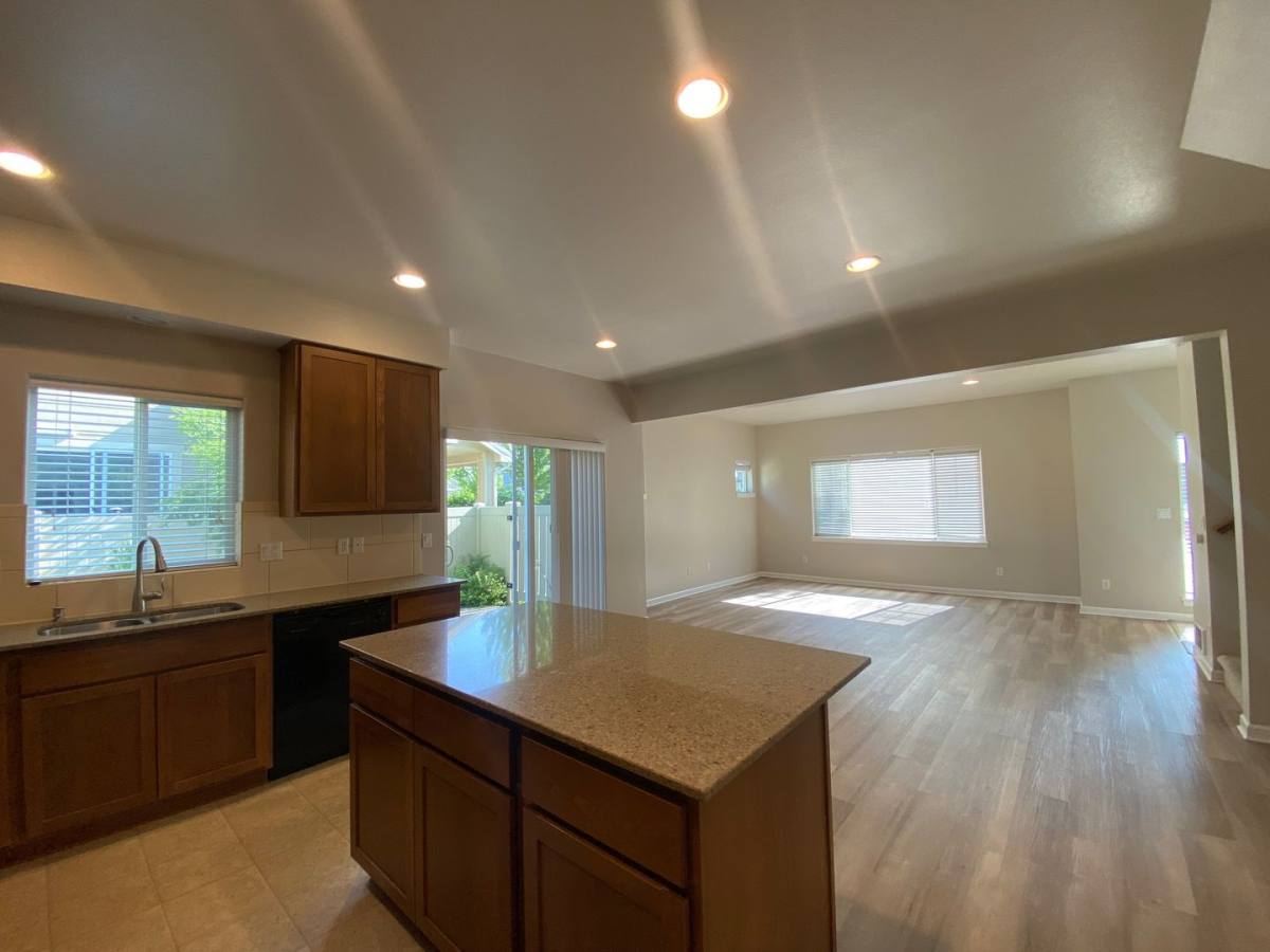 Townhouse for rent at 2130 N Country Vista Blvd, Liberty Lake, WA 99019