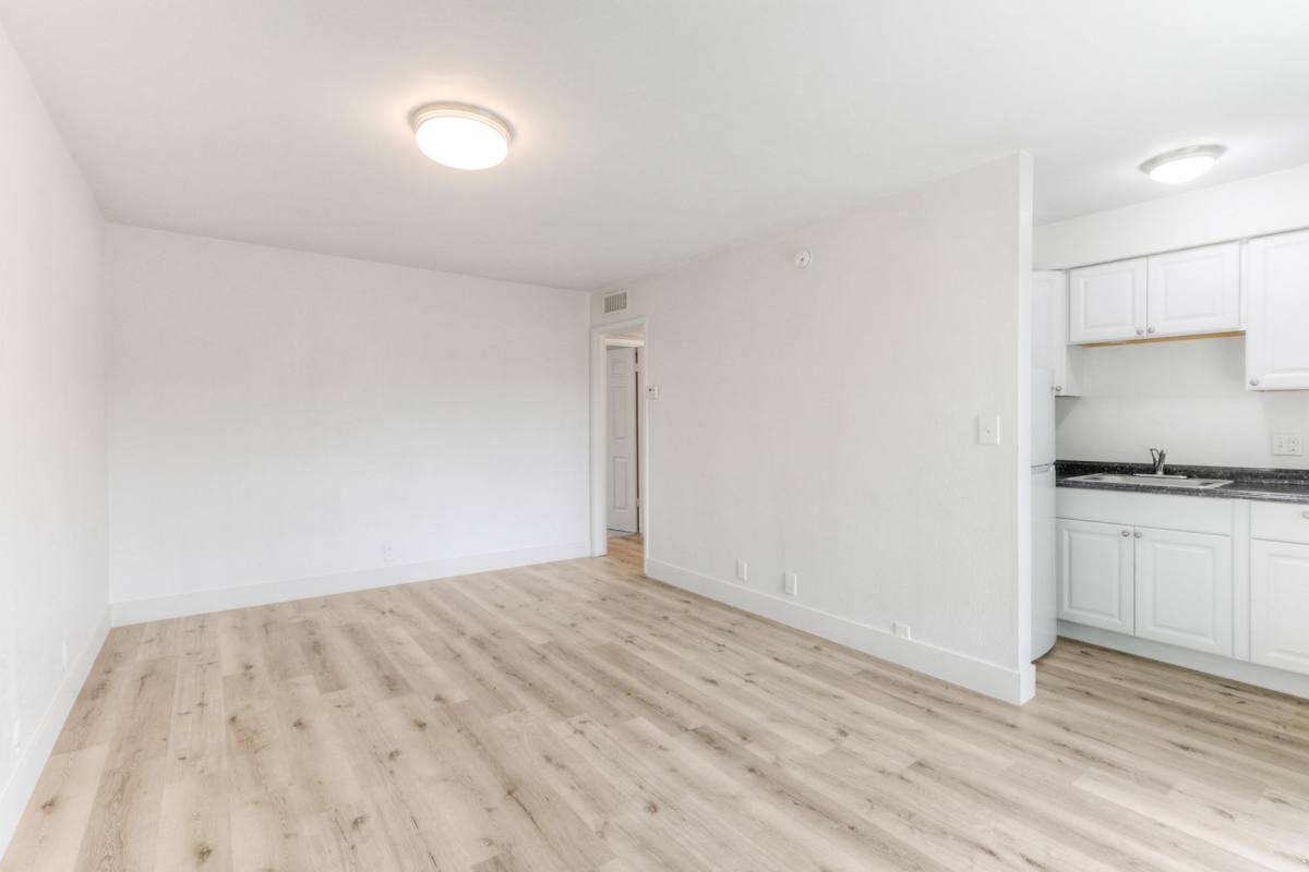 Apartment for rent at 1400 Fulton Ave, Sacramento, CA 95825