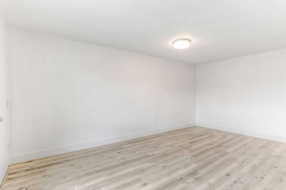 Apartment for rent at 1400 Fulton Ave, Sacramento, CA 95825