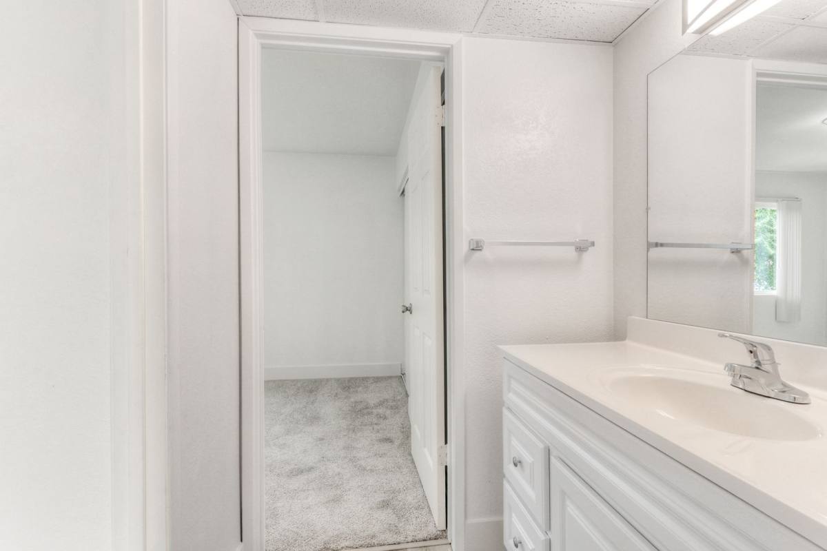 Apartment for rent at 1400 Fulton Ave, Sacramento, CA 95825