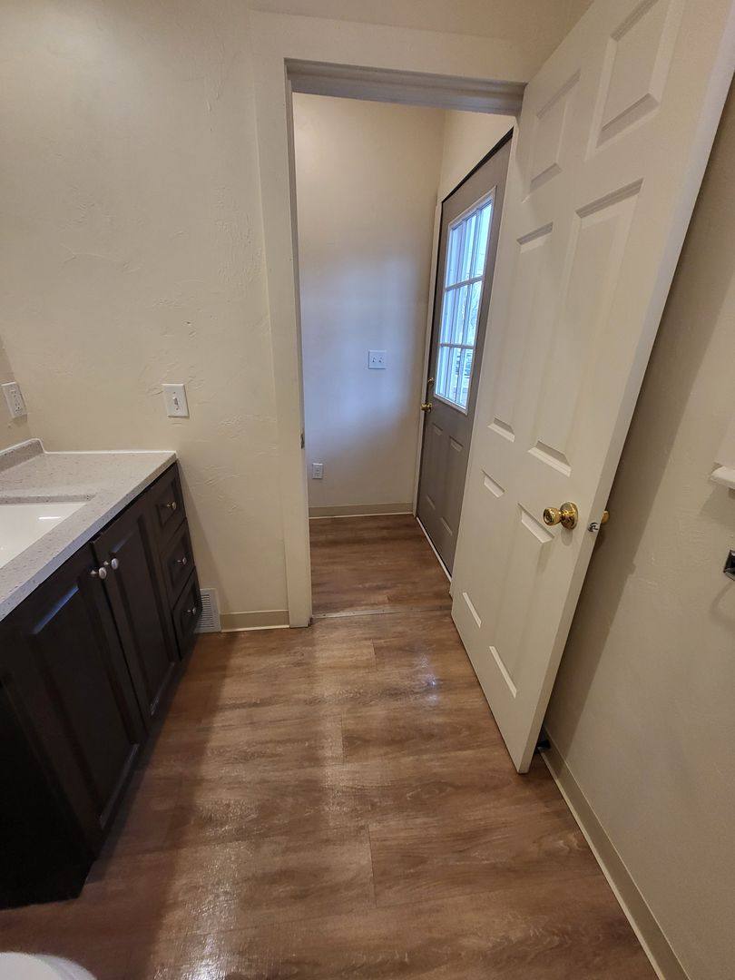 Apartment for rent at 225 N Ashland, Green Bay, WI 54303