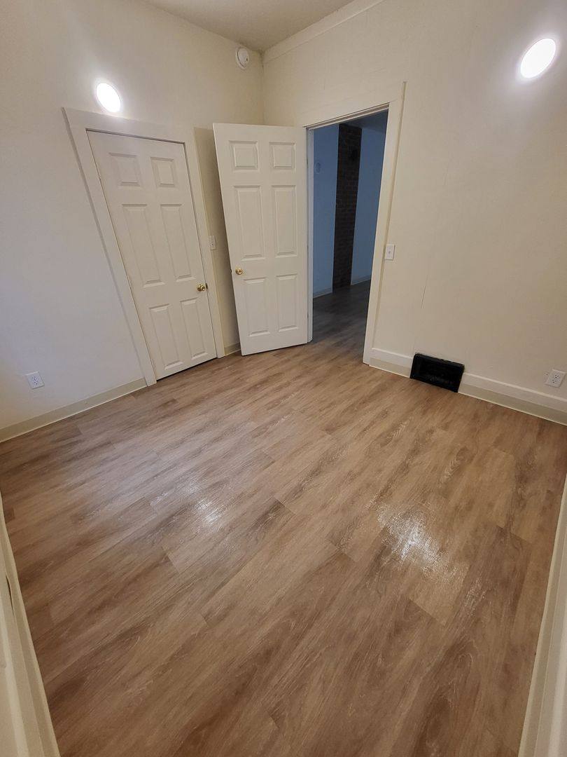 Apartment for rent at 225 N Ashland, Green Bay, WI 54303