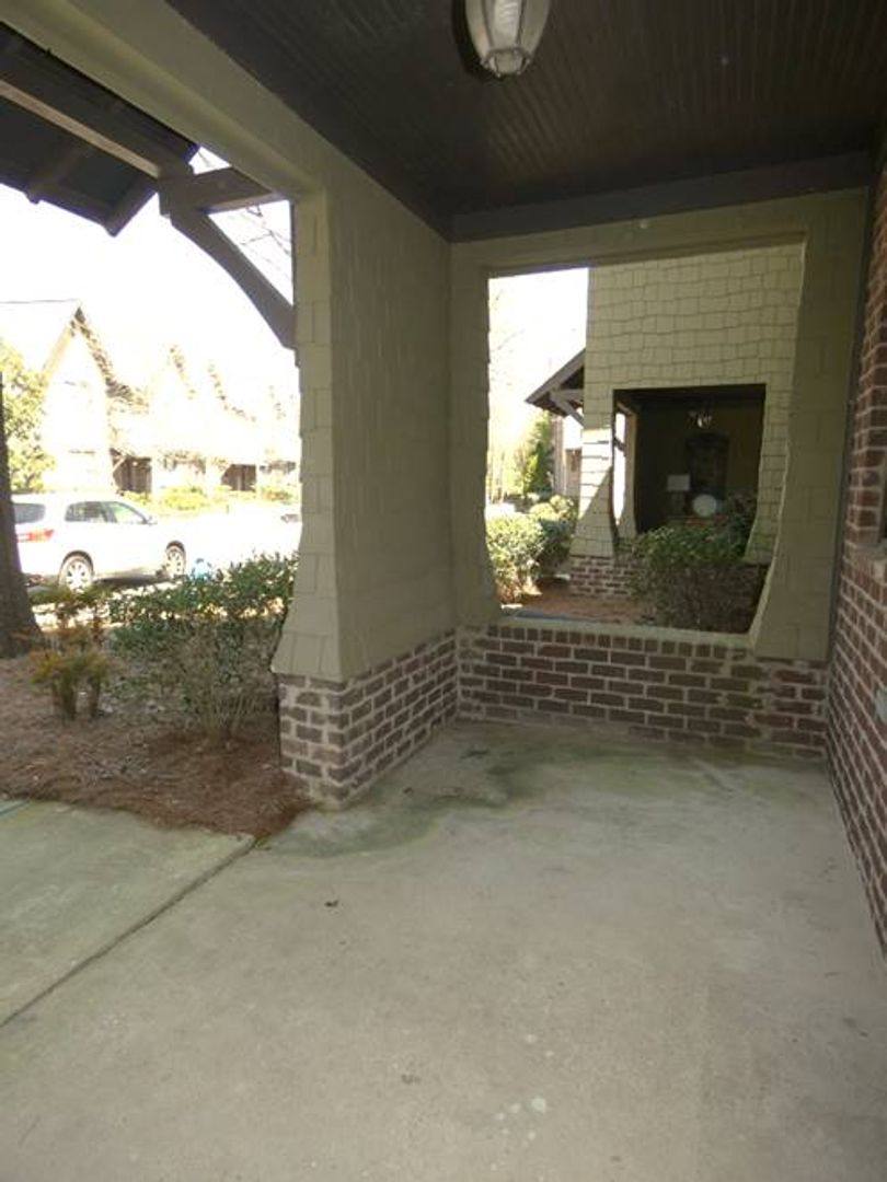 Townhouse for rent at 1543 Inverness Cove Lane, Birmingham, AL 35242