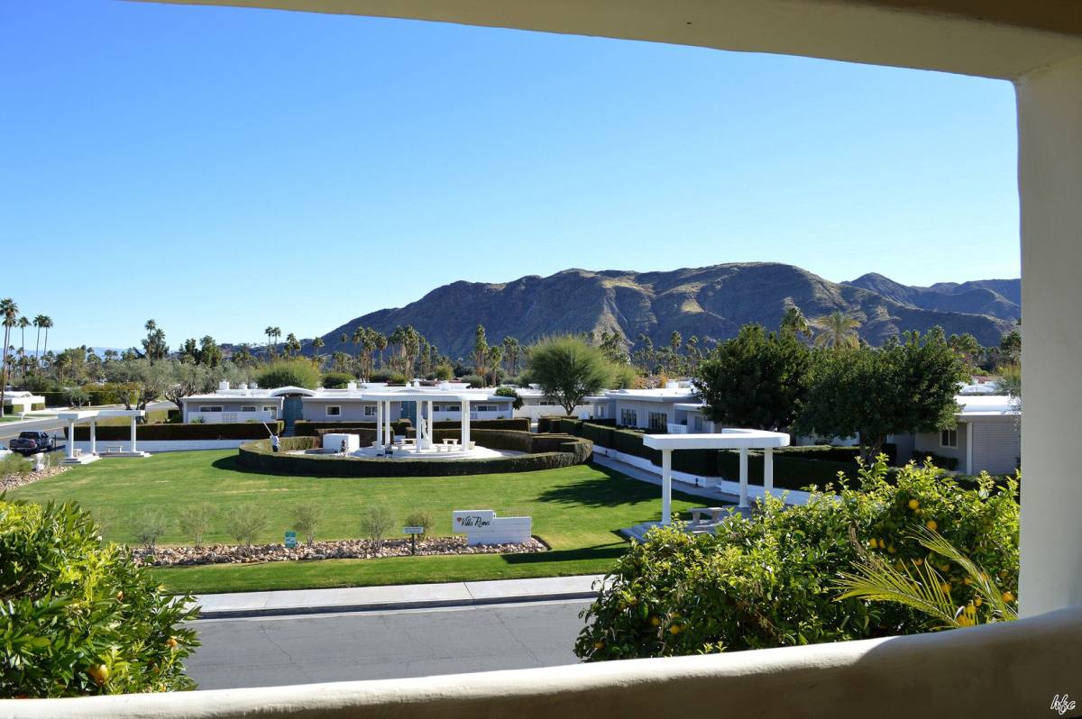 Condo for rent at 255 E Avenida Granada, Palm Springs, CA 92264