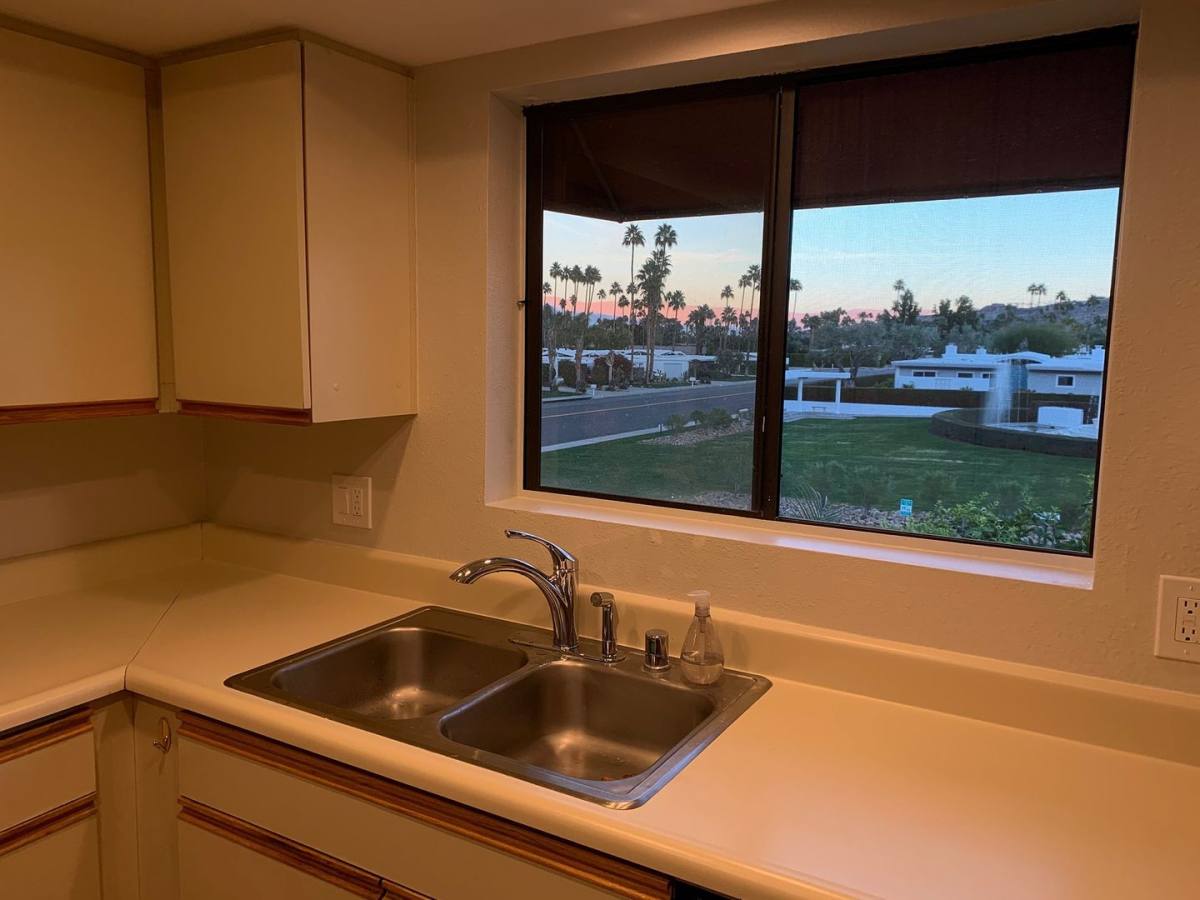 Condo for rent at 255 E Avenida Granada, Palm Springs, CA 92264