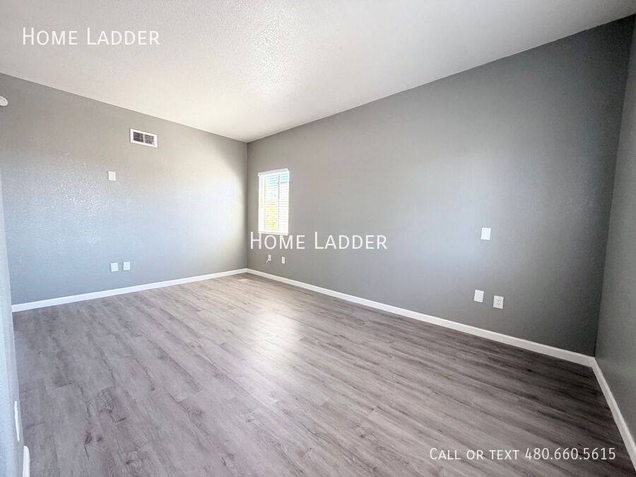 Apartment for rent at 4957 S Park Ave #202, Tucson, AZ 85706