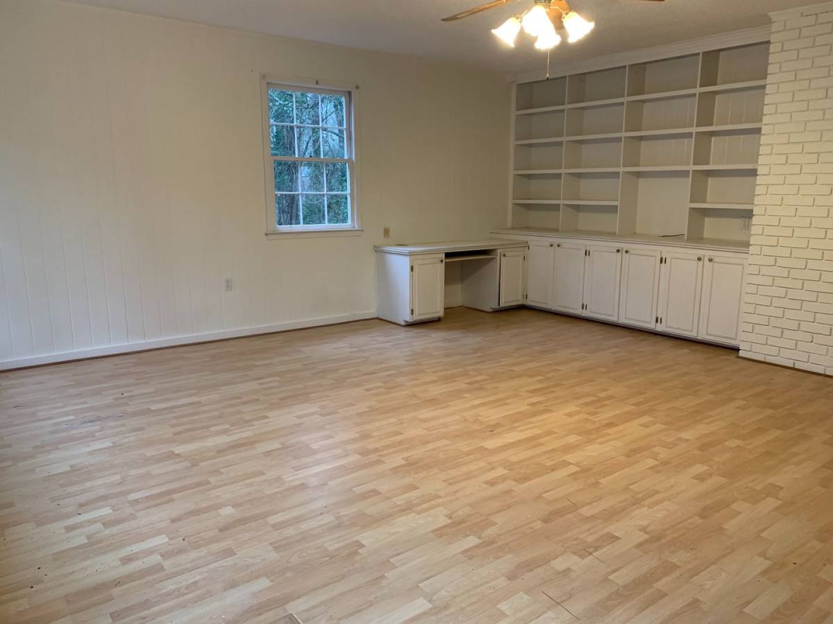 House for rent at 200 Rollingwood Dr, Athens, GA 30605