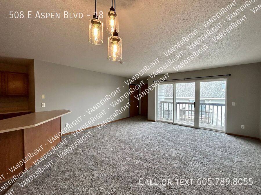 508 E Aspen Blvd #18, Brandon, SD 57005 - Apartment for Rent - Image 4