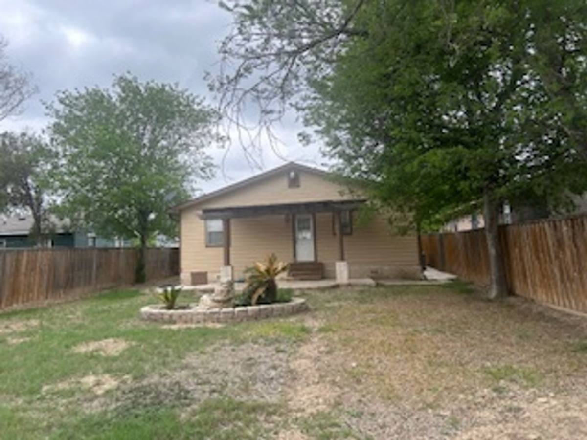 House for rent at 4930 Bluff St, San Antonio, TX 78231