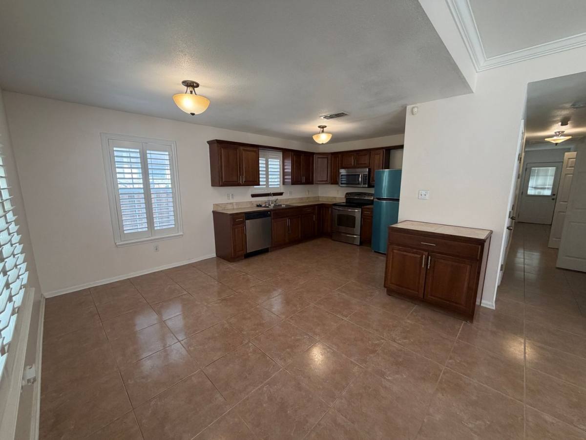 House for rent at 4930 Bluff St, San Antonio, TX 78231