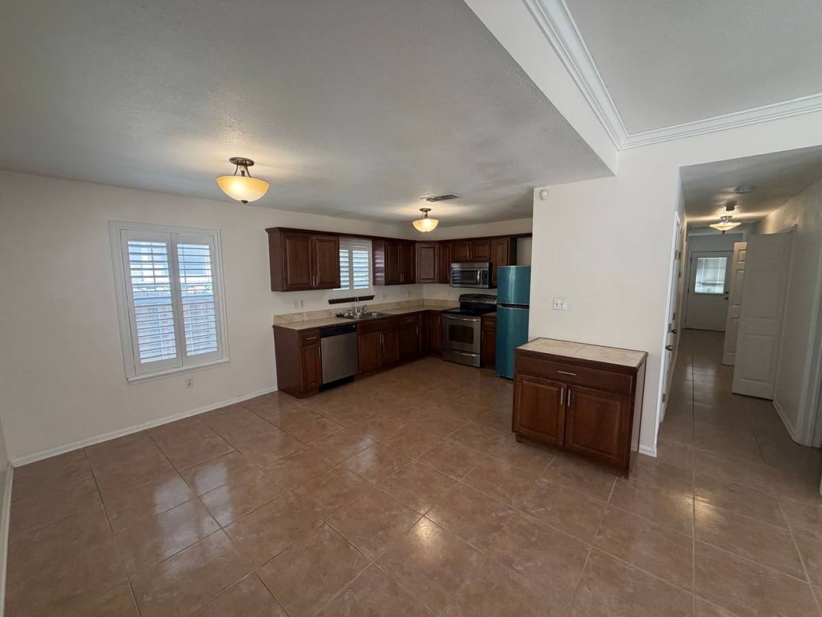 House for rent at 4930 Bluff St, San Antonio, TX 78231