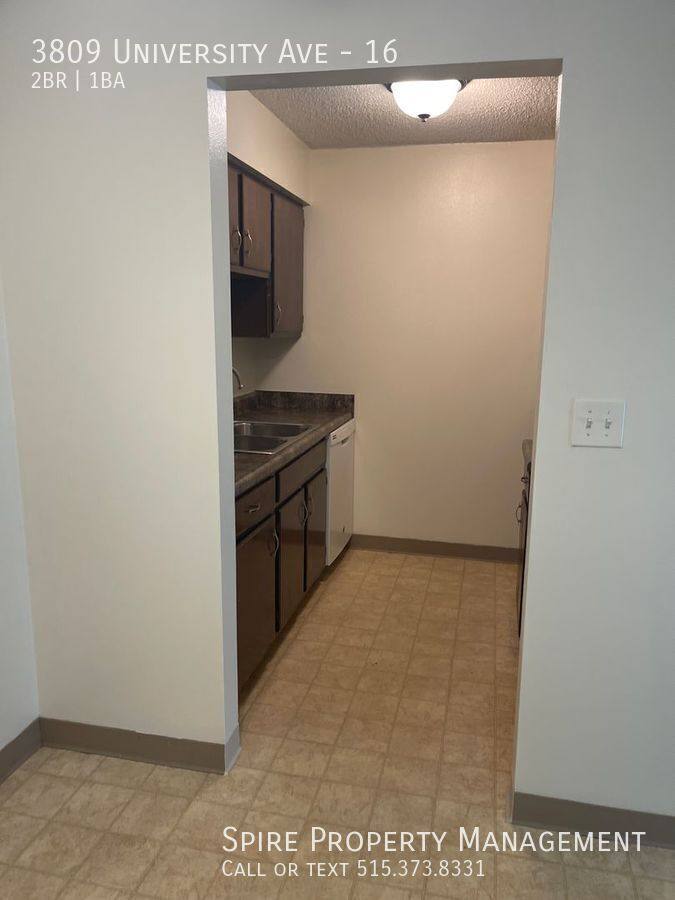 Apartment for rent at 3809 University Ave #16, Des Moines, IA 50311