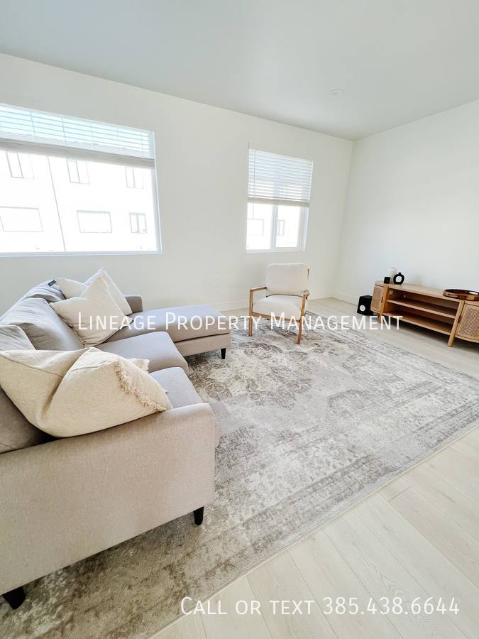 Townhouse for rent at 543 S 1040 W, American Fork, UT 84003