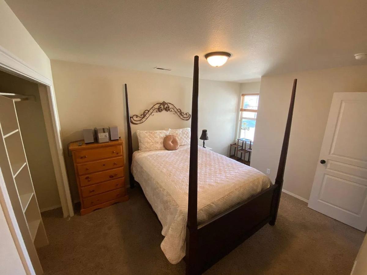 House for rent at 8878 W Evening Star Lane, Boise, ID 83709