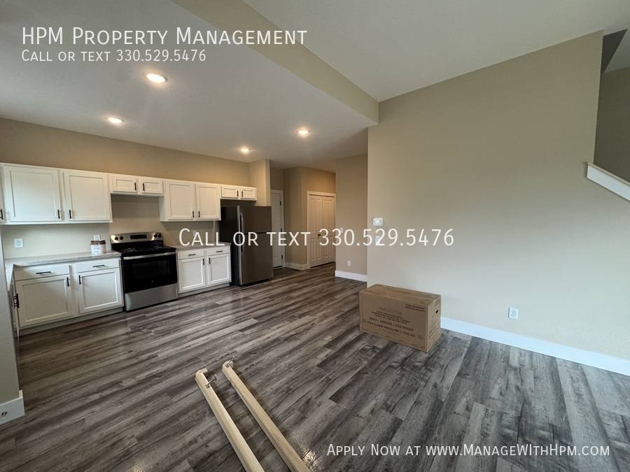 Townhouse for rent at 5139 13th St SW, Canton, OH 44710