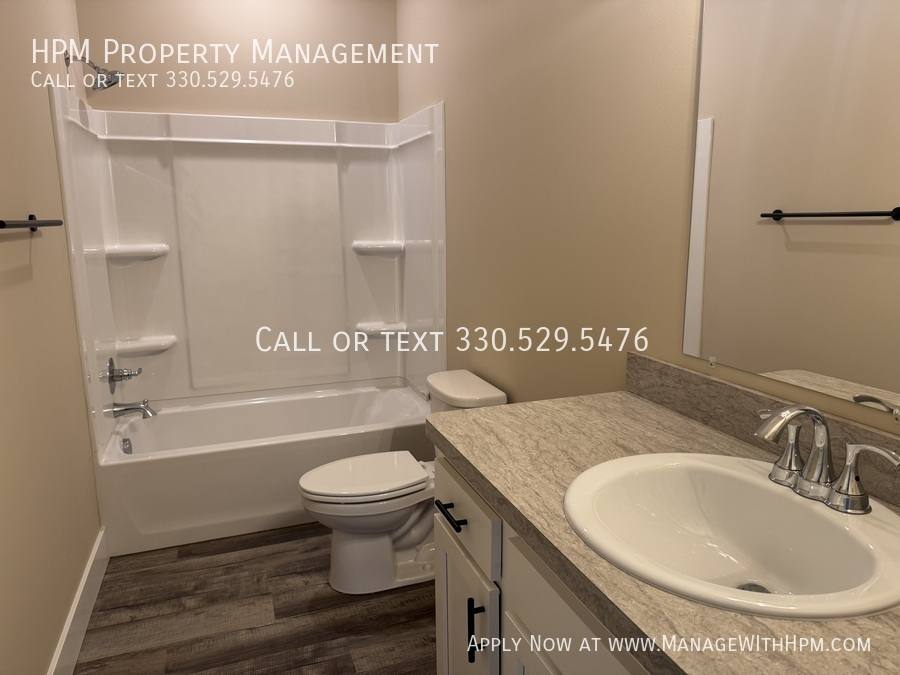 Townhouse for rent at 5139 13th St SW, Canton, OH 44710