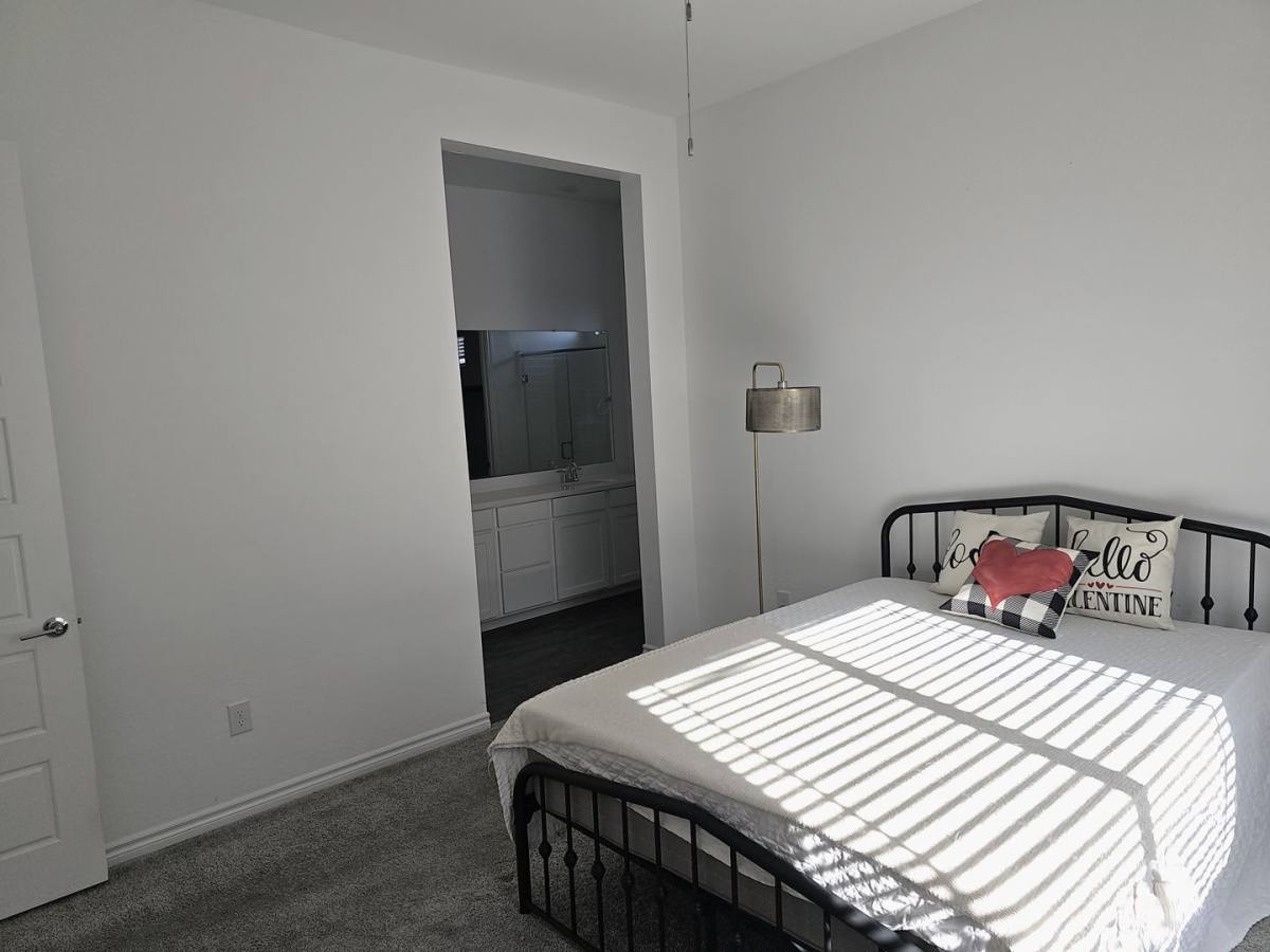 House for rent at 921 Mayfield Manor Lane, Las Vegas, NV 89138