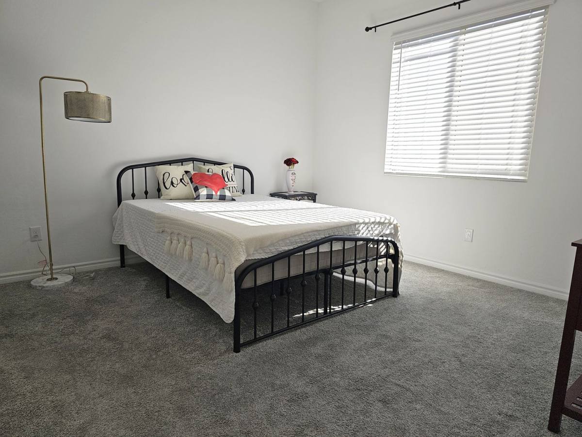 House for rent at 921 Mayfield Manor Lane, Las Vegas, NV 89138