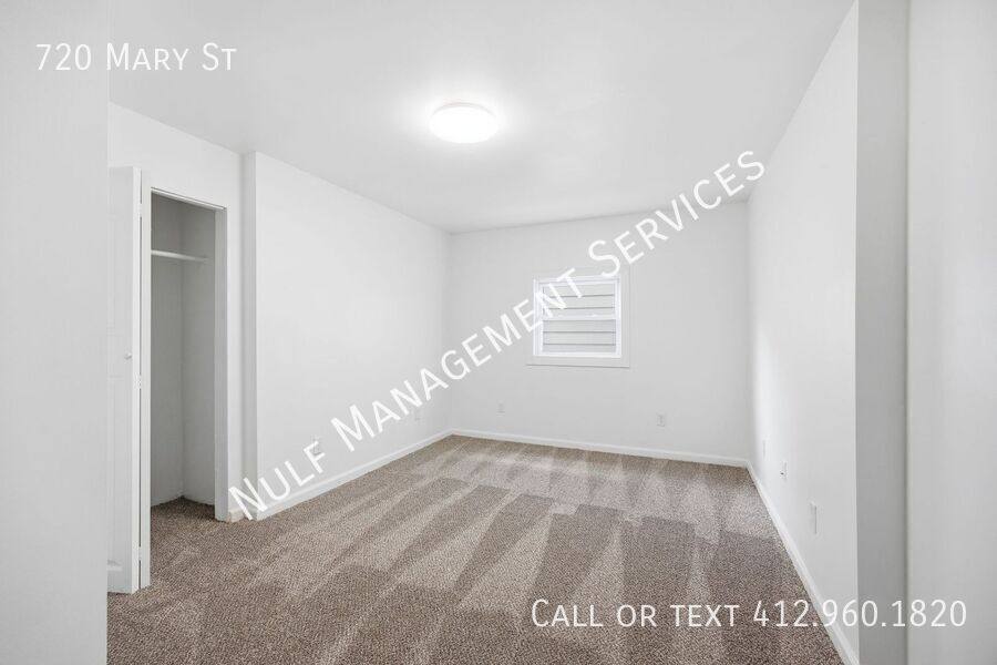 House for rent at 720 Mary St, McKees Rocks, PA 15136