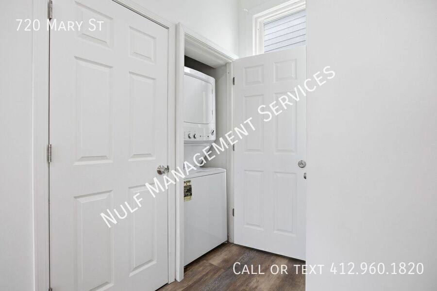 House for rent at 720 Mary St, McKees Rocks, PA 15136