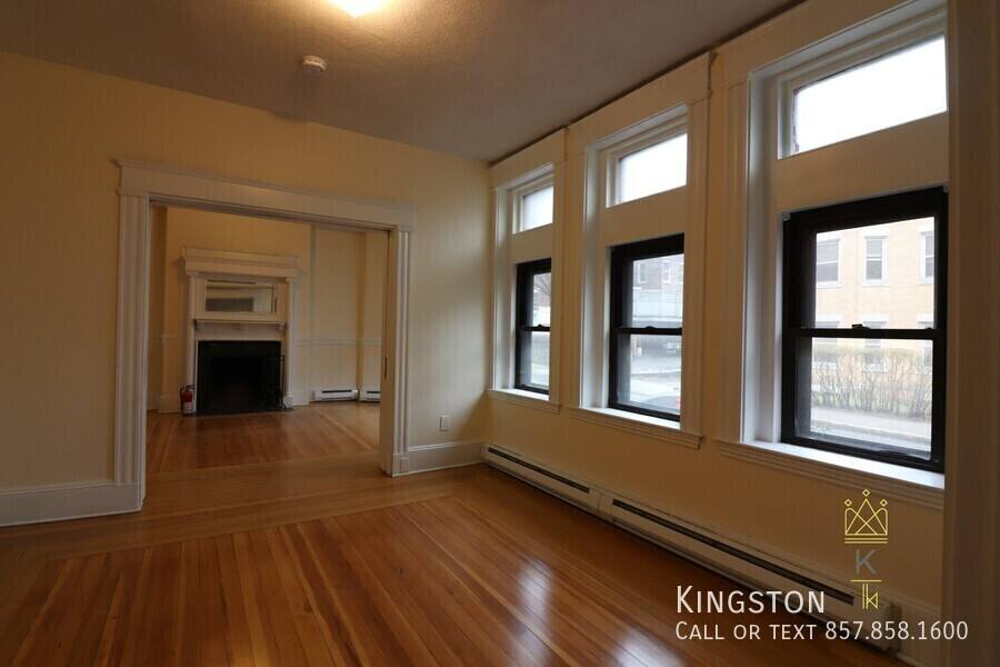 Apartment for rent at 12 Park St #1R, Brookline, MA 02446
