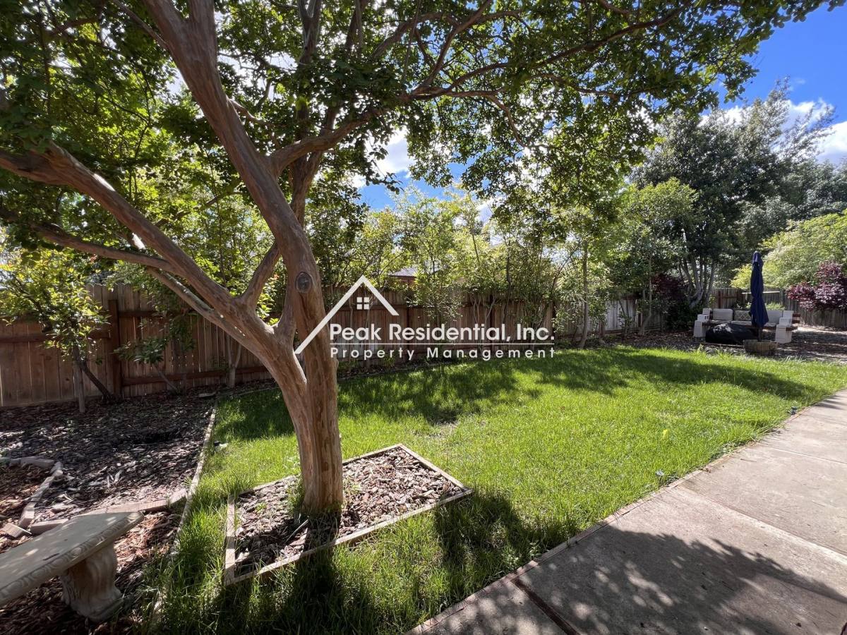 House for rent at 6249 Sunmist Way, Citrus Heights, CA 95621