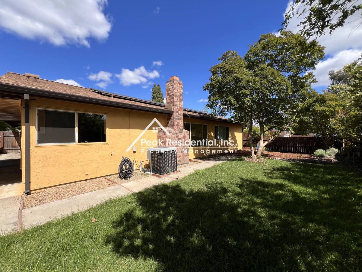 House for rent at 6249 Sunmist Way, Citrus Heights, CA 95621