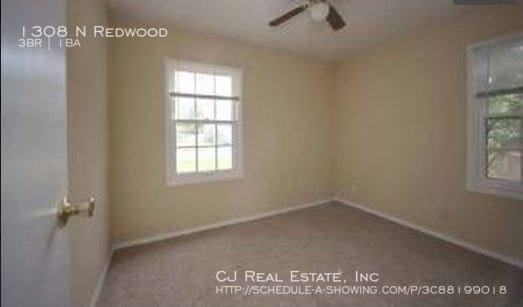 House for rent at 1308 N Redwood, Independence, MO 64056