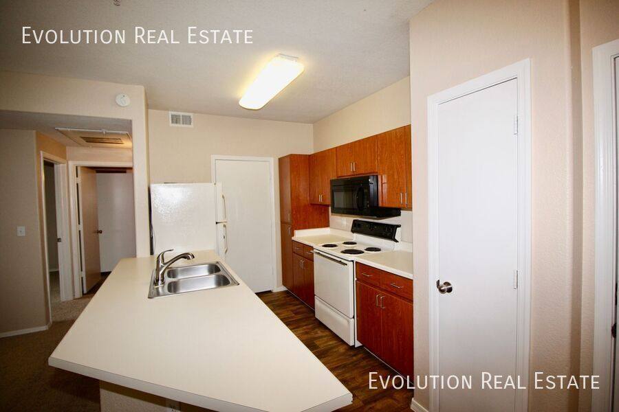 Condo for rent at 5302 E Van Buren #2047, Phoenix, AZ 85008